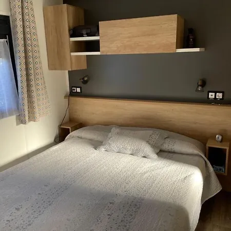 Campsite Location Mobilhome Bahiana 8 Personnes 4 Etoiles La Reserve *